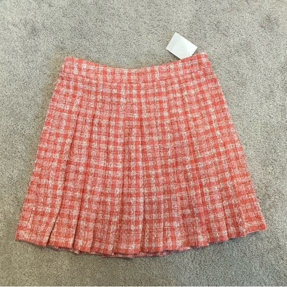 Never worn! NWT!! Size small, it was just too big one me. - Picture 2 of 5